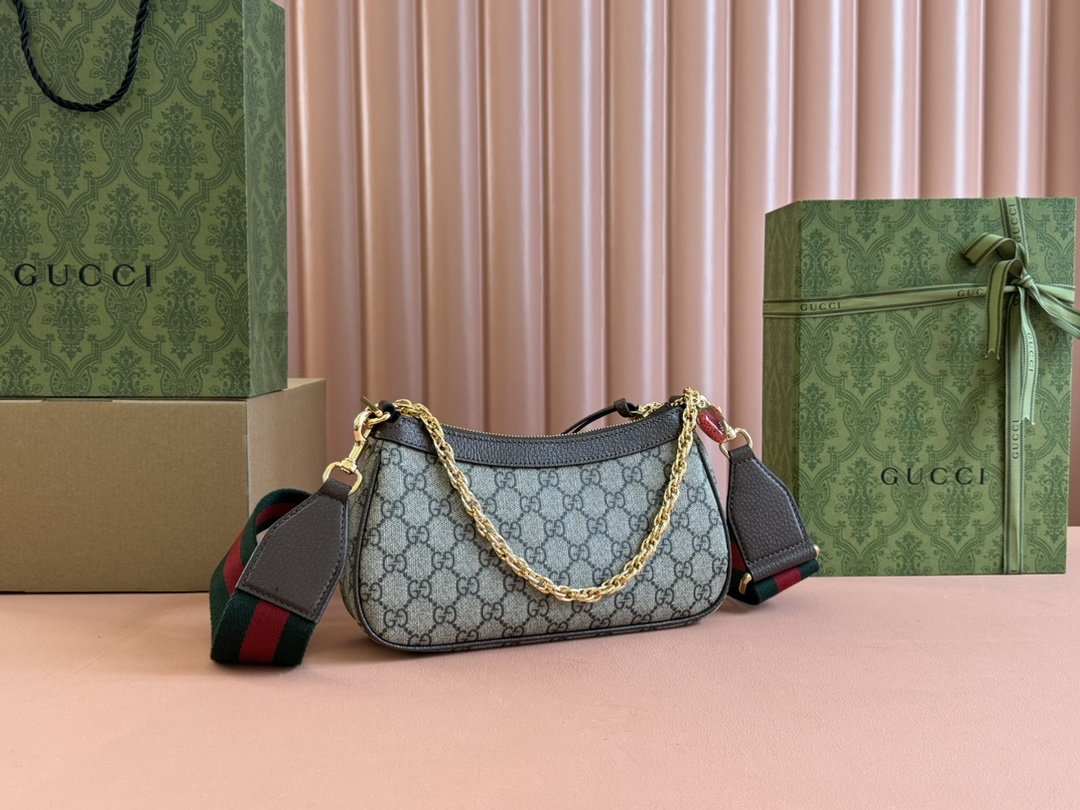 Gucci Hobo Bags